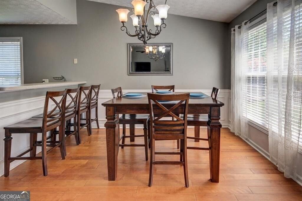 20 Bellaire Ln - Photo 7 of 22