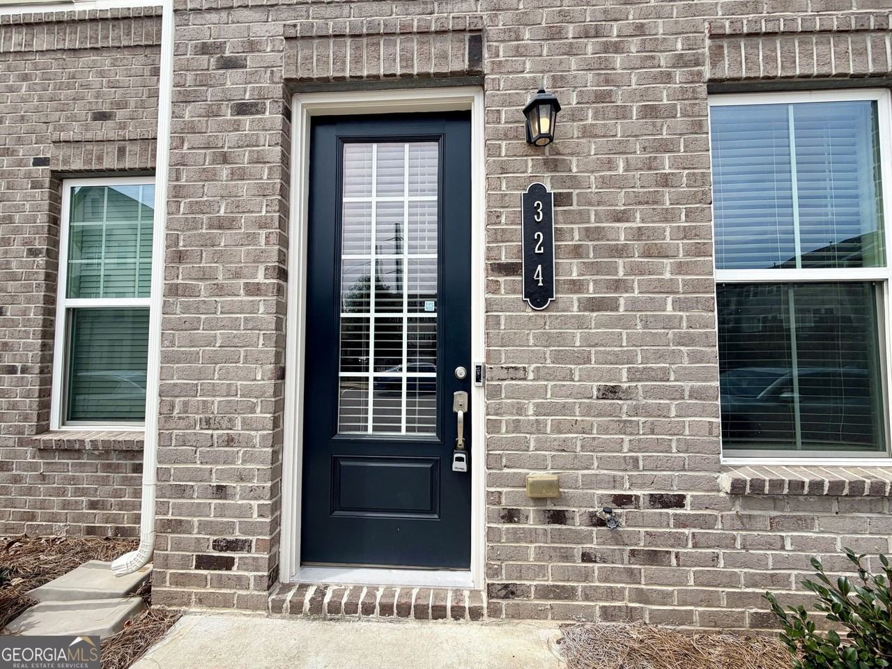 324 Overture Ct - Photo 2 of 32