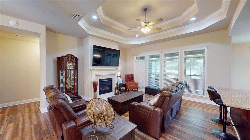 3342 Alesmith Dr - Photo 5 of 24