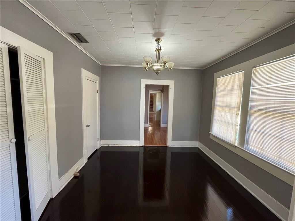 211 Hazel St - Photo 7 of 21