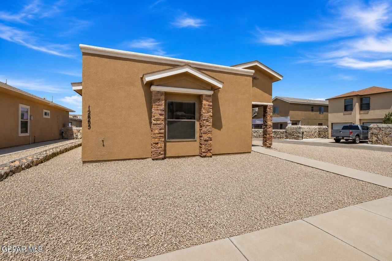 12885 Hueco Mine Dr - Photo 3 of 29
