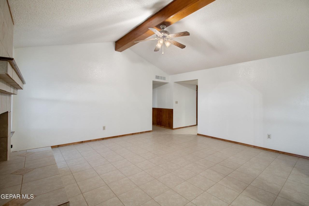 11625 Cedar Crest Dr - Photo 5 of 19