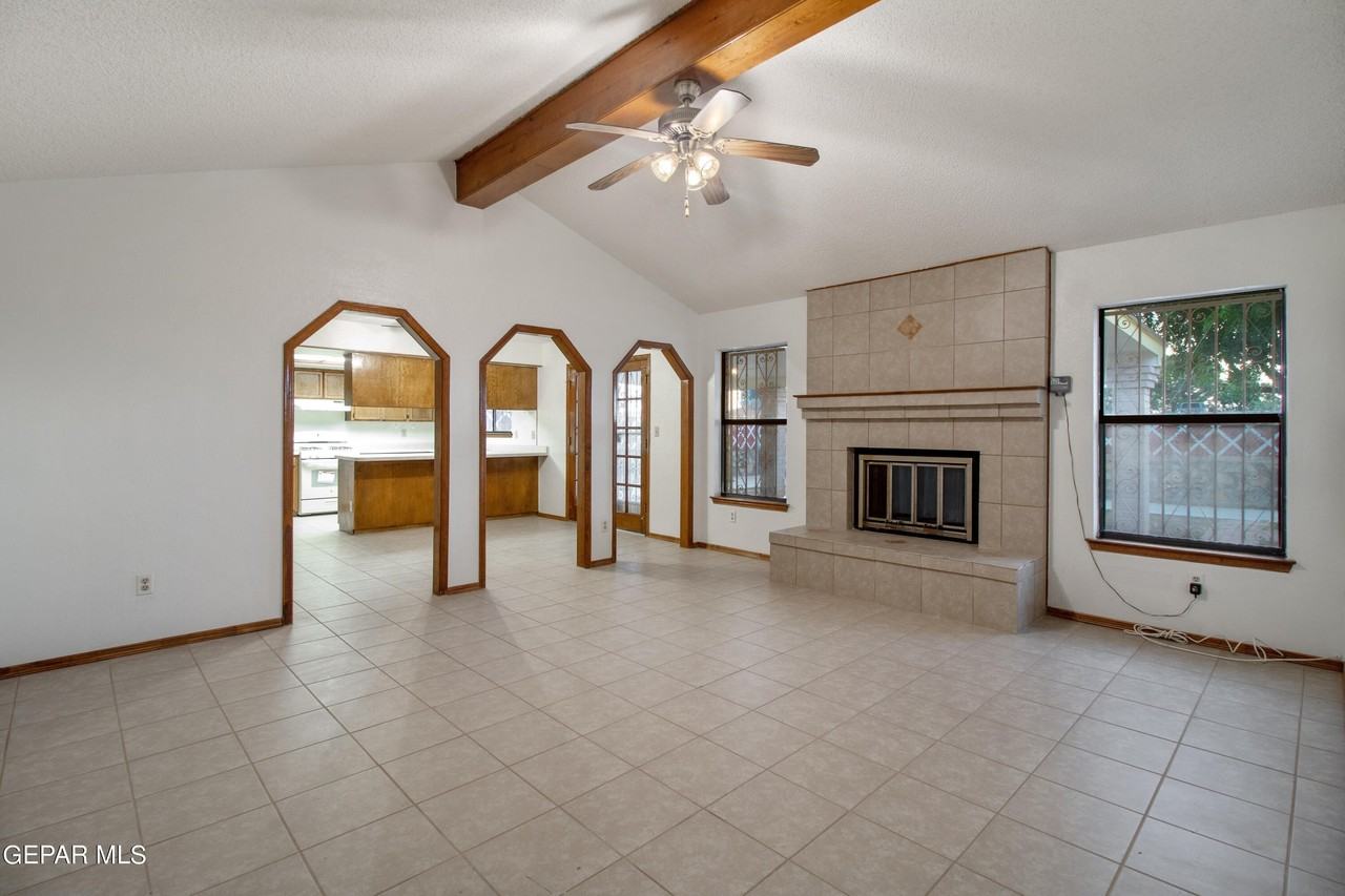 11625 Cedar Crest Dr - Photo 6 of 19
