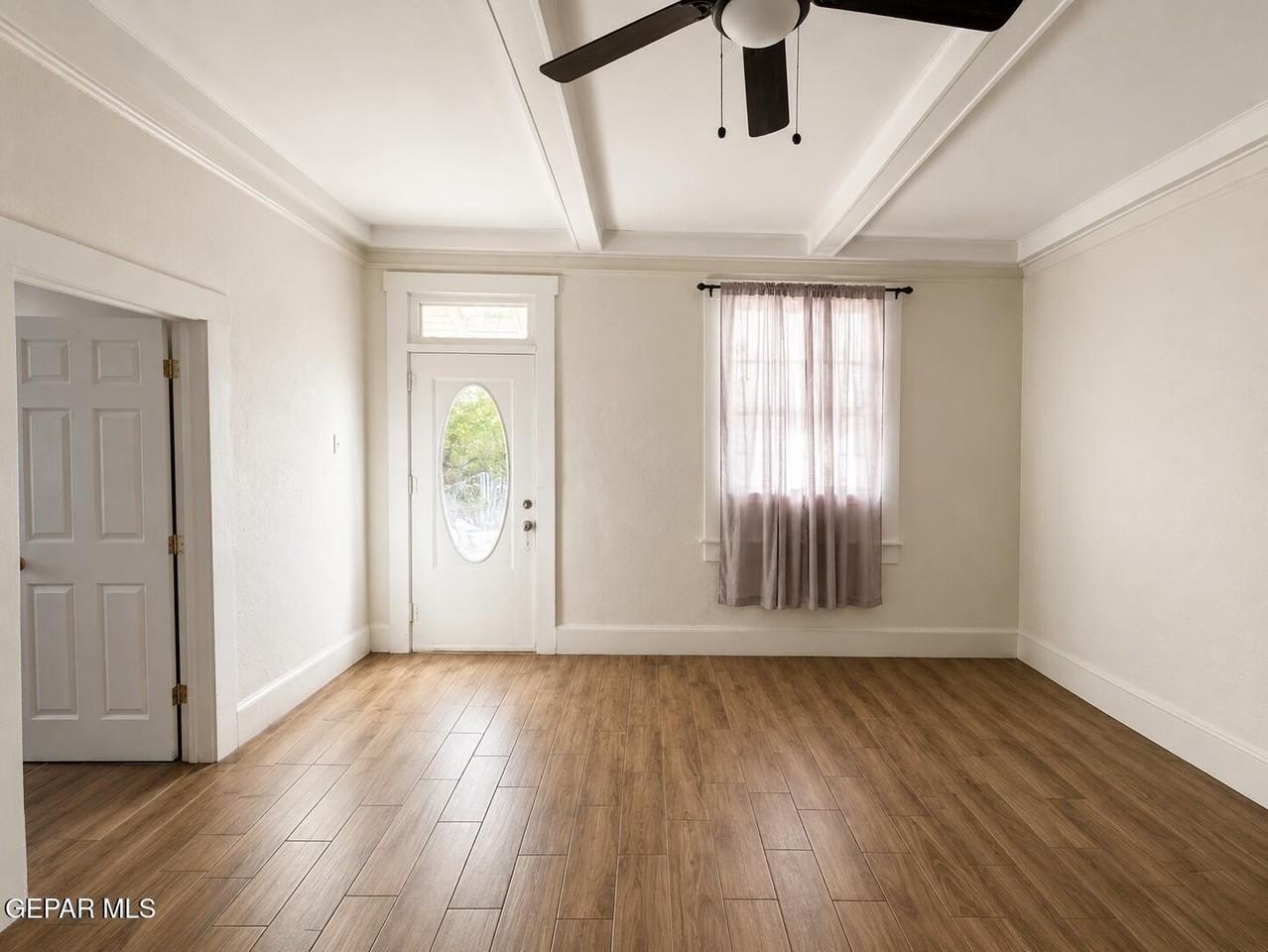 1516 N Campbell St - Photo 3 of 19