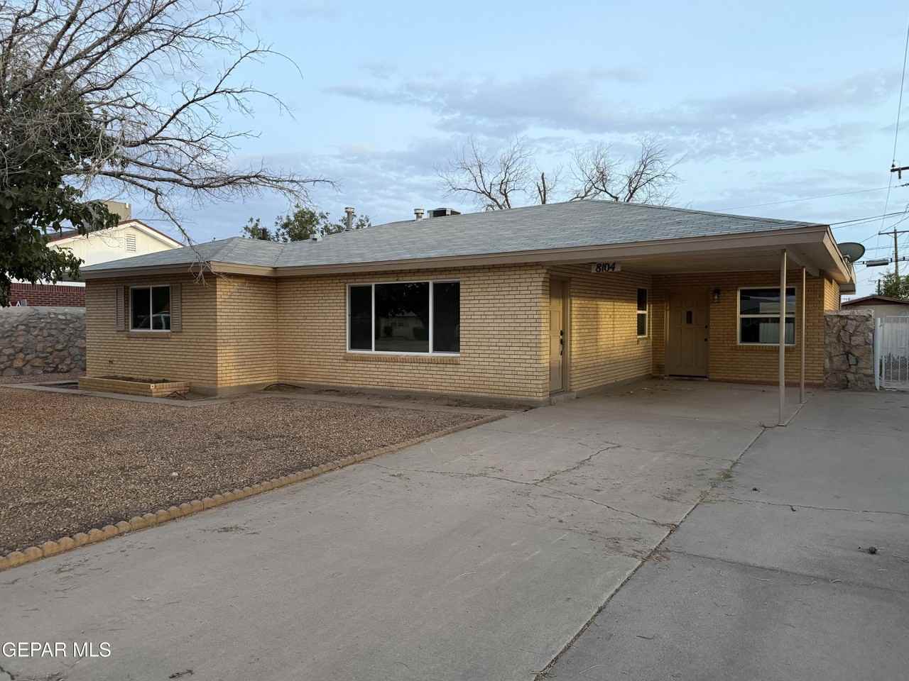8104 Dempsey Ave - Photo 2 of 21