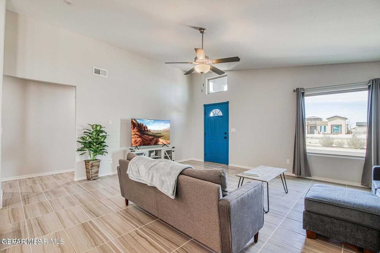 14724 Charles Foster Ave - Photo 4 of 20