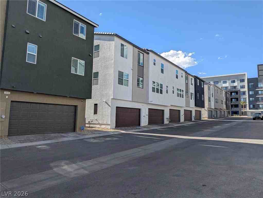 5887 Park Row St - Photo 2 of 7