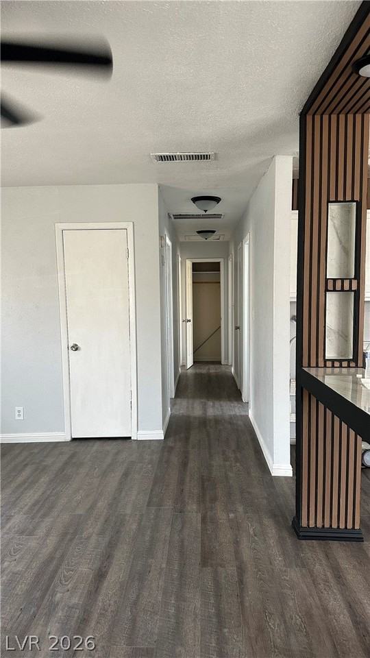 2541 Page St - Photo 3 of 10