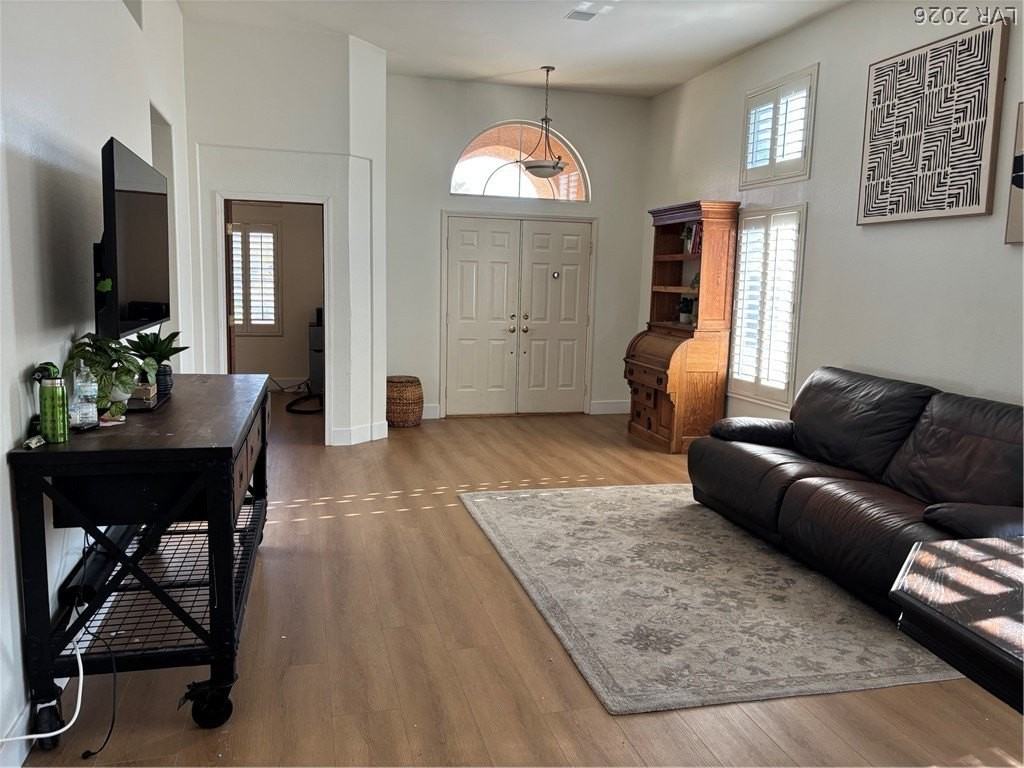 7815 Windward Rd - Photo 4 of 13