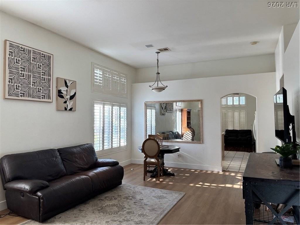 7815 Windward Rd - Photo 5 of 13