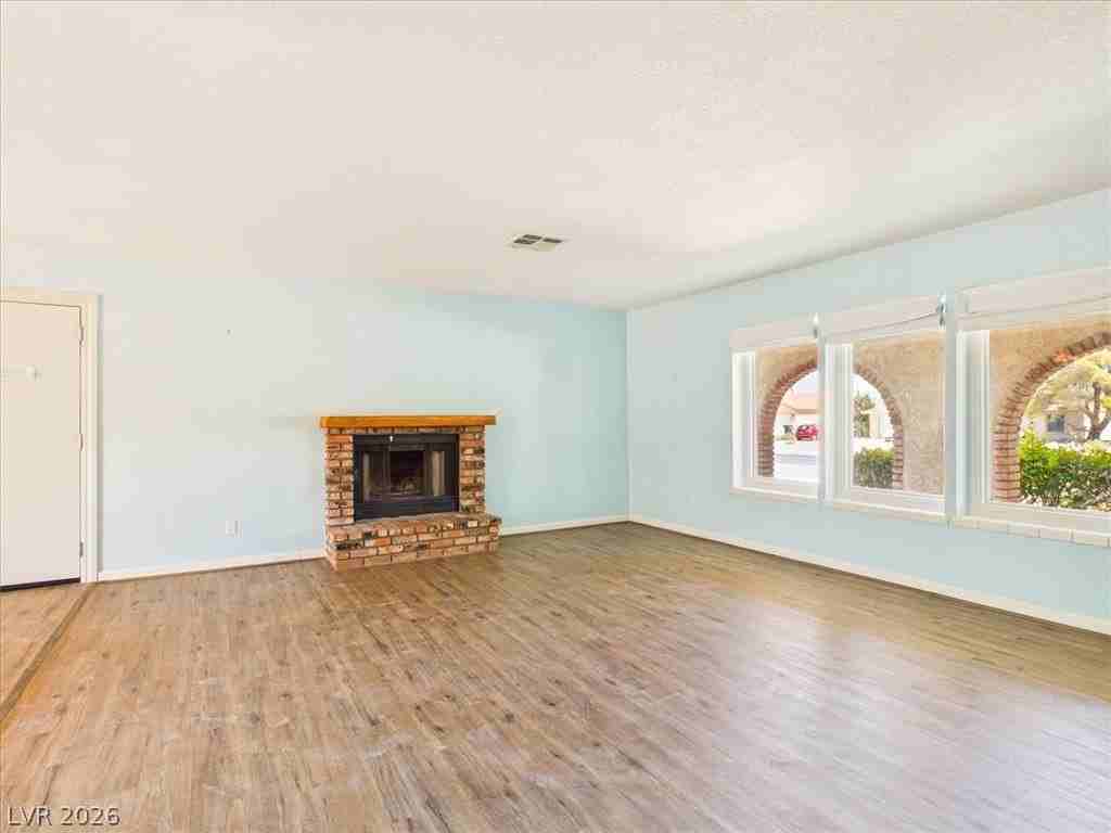 881 E Calvada Blvd - Photo 6 of 50