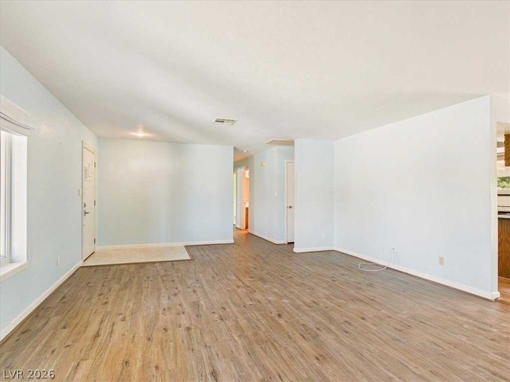881 E Calvada Blvd - Photo 7 of 50