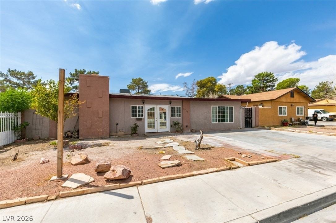 3713 San Joaquin Ave - Photo 3 of 50