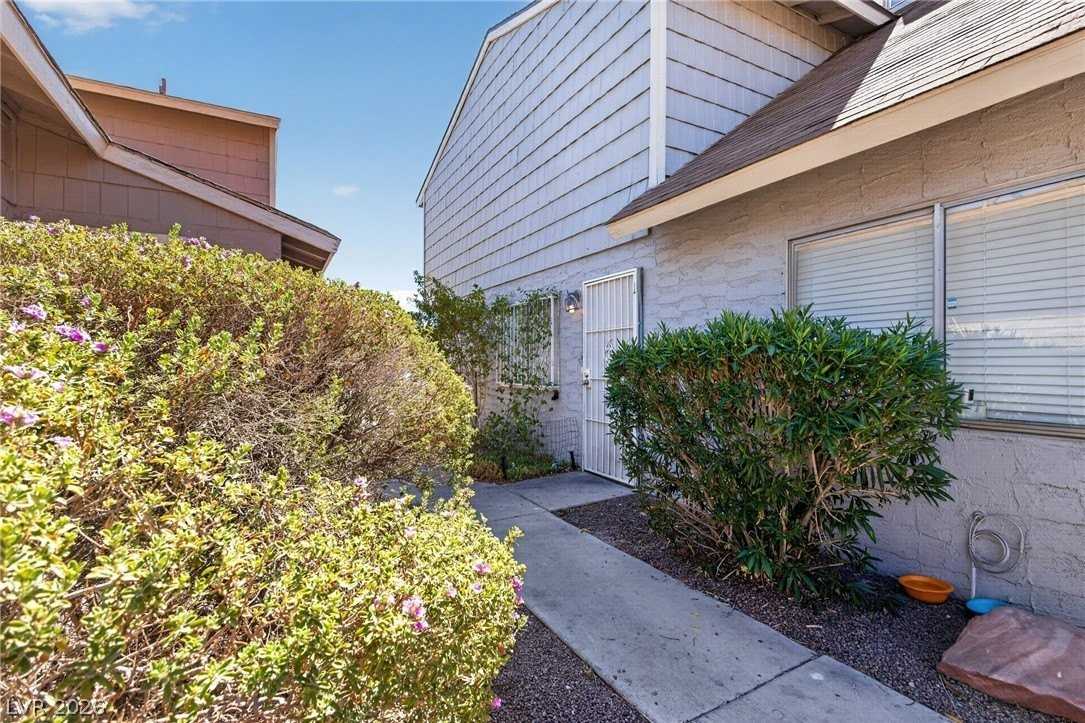 5125 Golden Ln #A - Photo 2 of 18