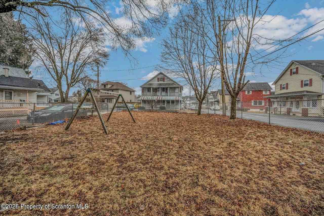 1200 Main St - Photo 4 of 24