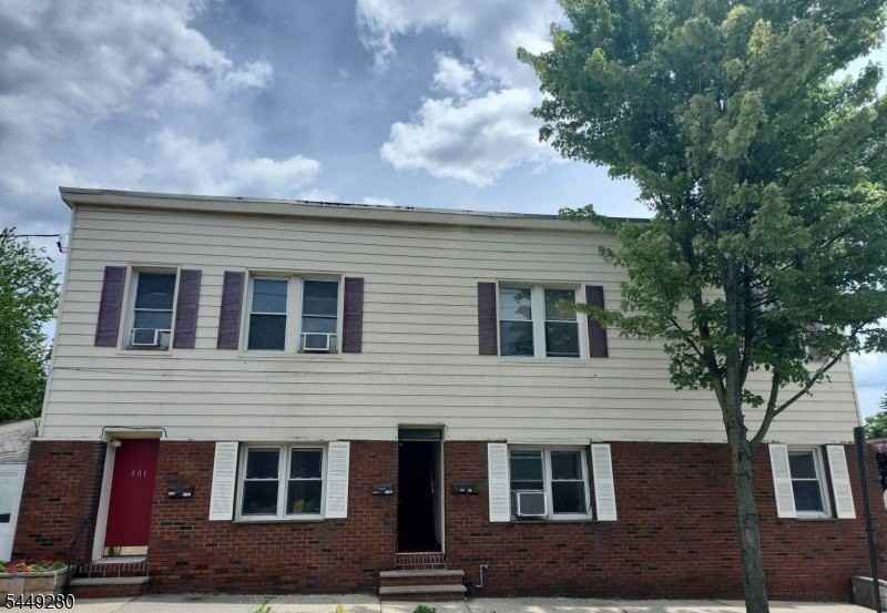 301 Copeland Ave #1