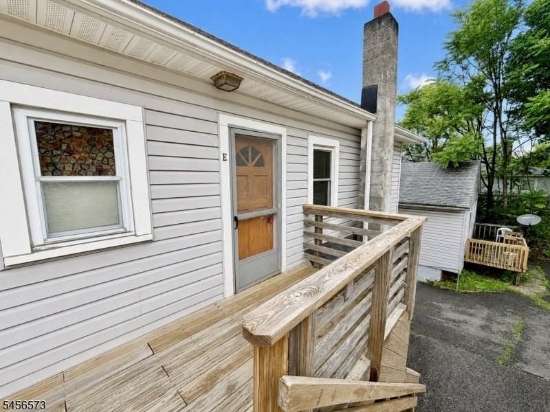 58 Nestor St - Photo 2 of 12