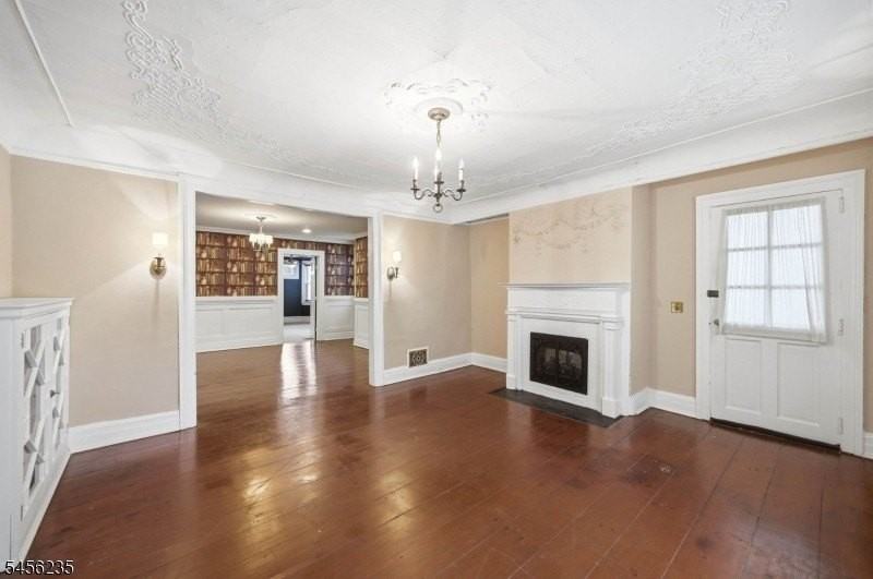 104 Maple Ave #1 - Photo 4 of 17