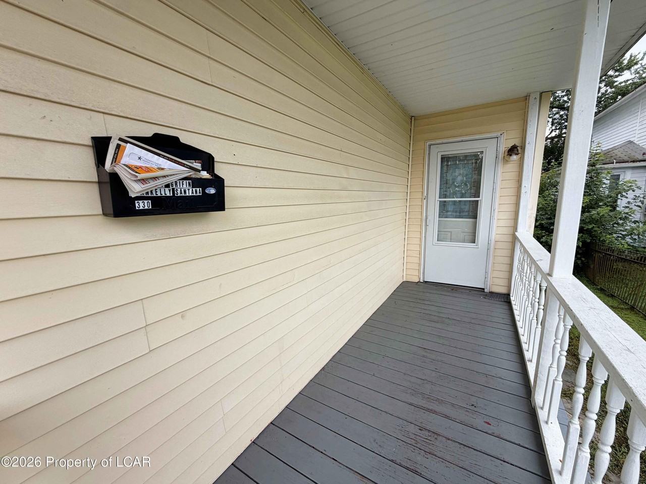 330 N Sumner Ave - Photo 2 of 28