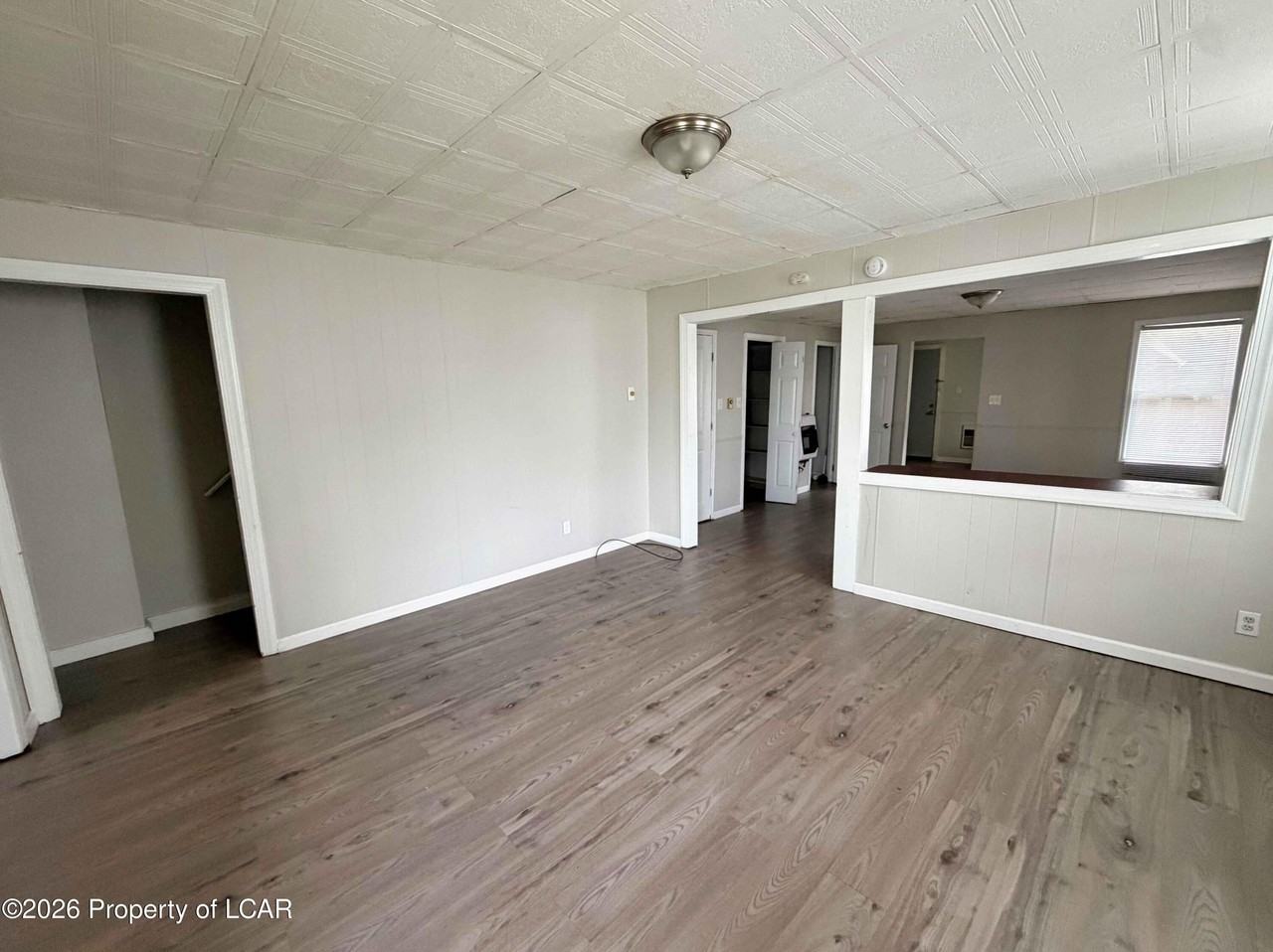 330 N Sumner Ave - Photo 7 of 28