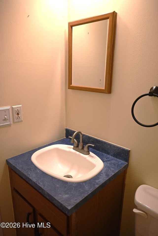 164 Short Rd - Photo 7 of 16
