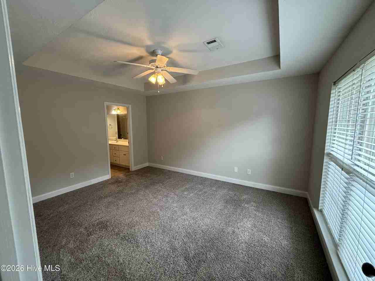 829 Bryan Cir - Photo 7 of 12