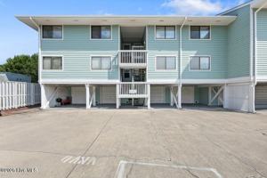 featured image of 202 Lewis Dr #1202