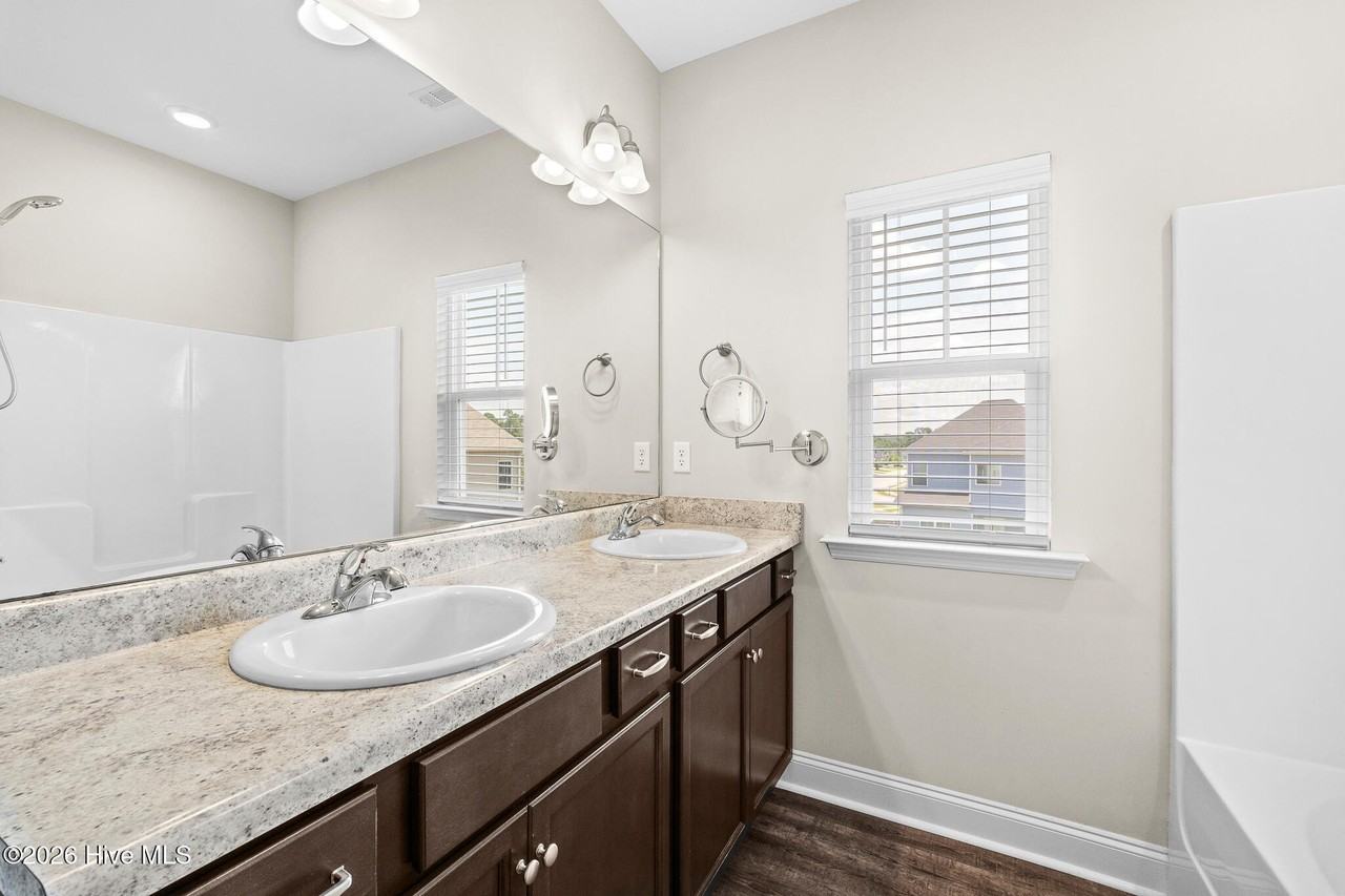 3876 Harper Franklin Ave - Photo 6 of 10