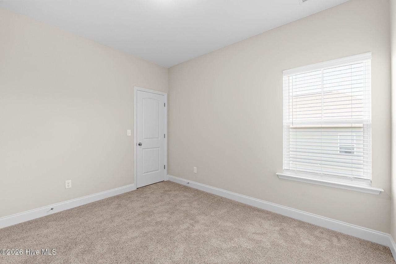 3876 Harper Franklin Ave - Photo 7 of 10