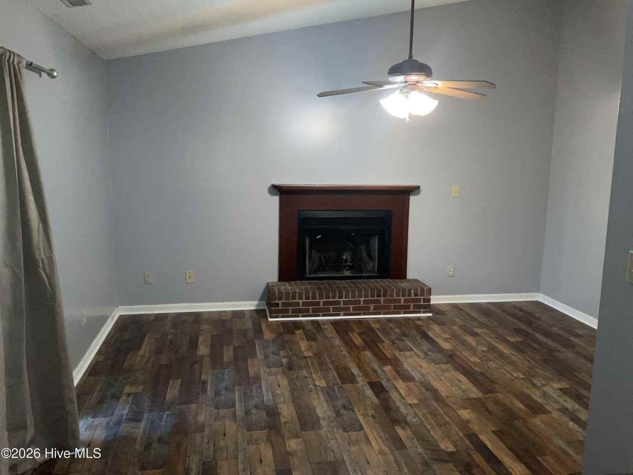 121 Loblolly Ct - Photo 7 of 17