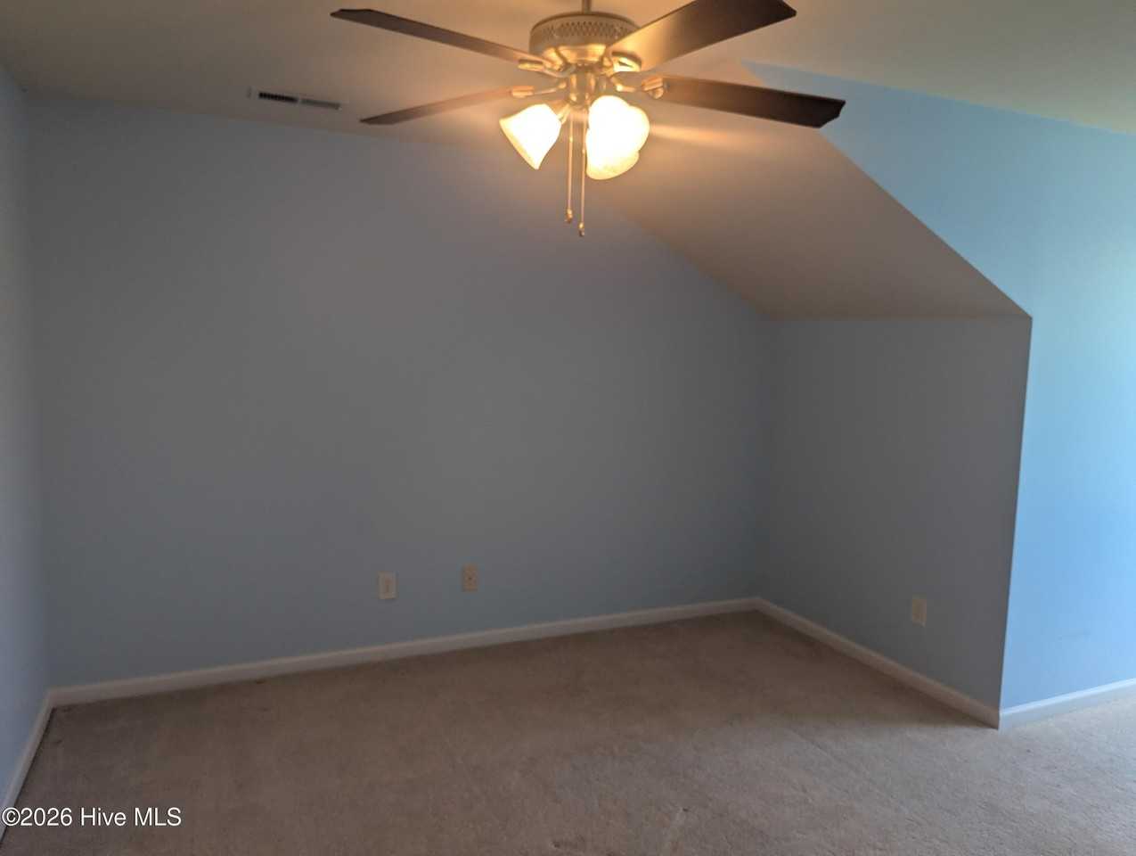 1711 Grace Point Rd - Photo 5 of 23
