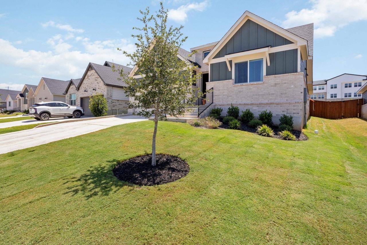 321 Lone Cedar Rd - Photo 3 of 36
