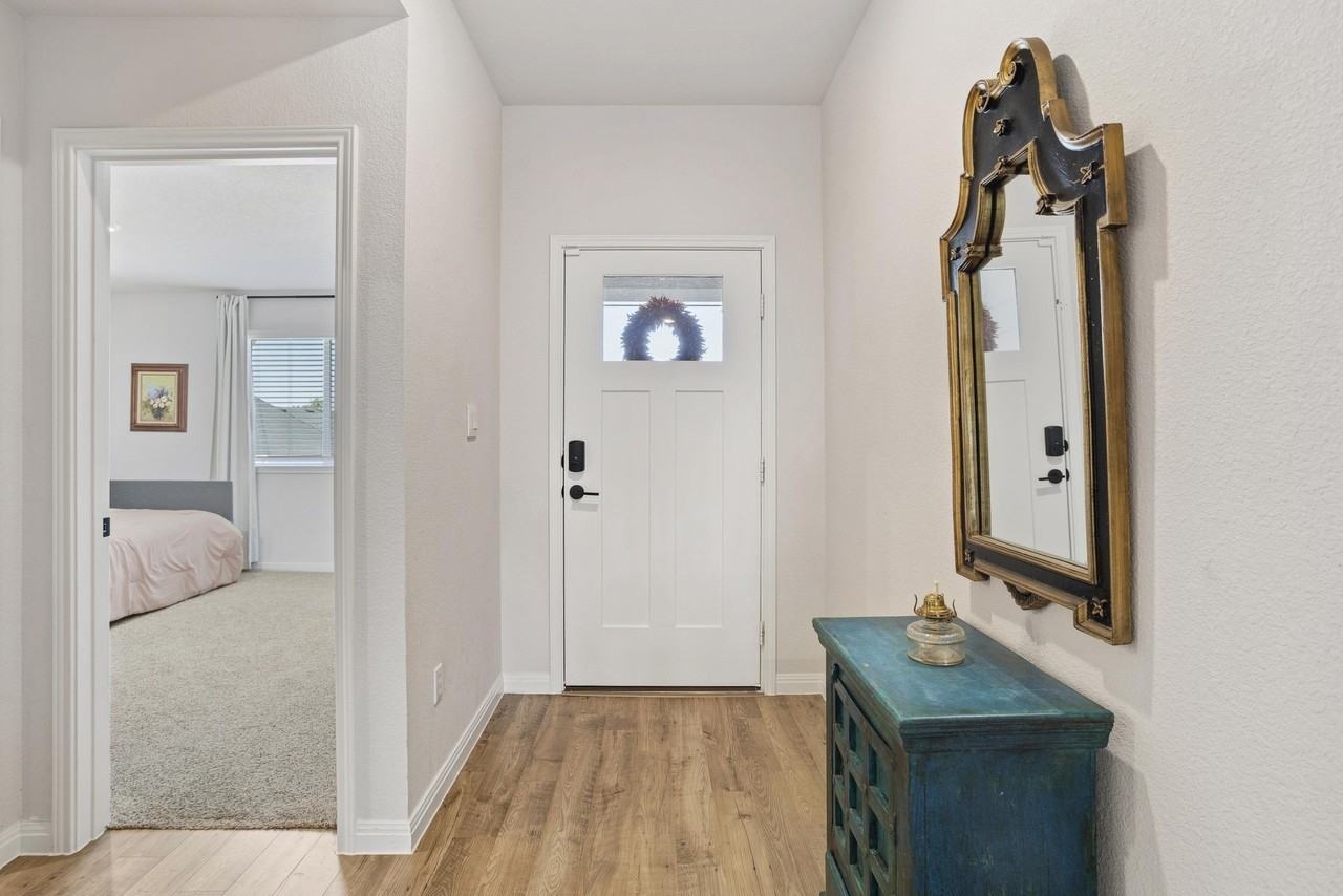 321 Lone Cedar Rd - Photo 6 of 36