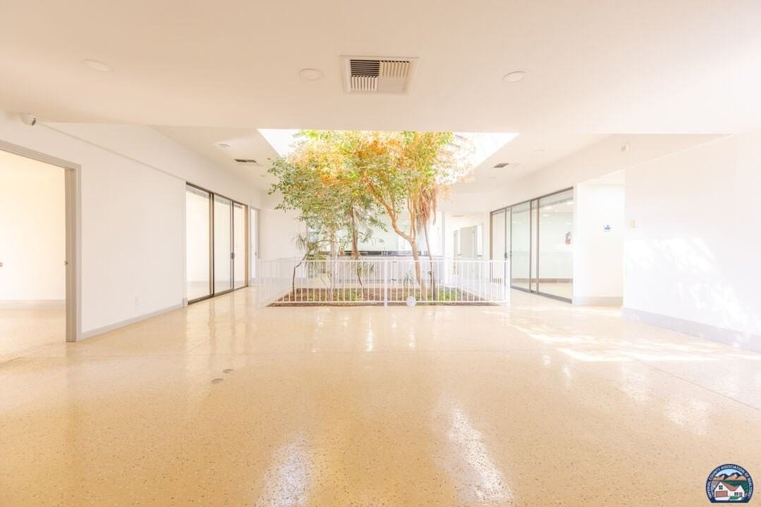4275 Ca 86 - Photo 4 of 37