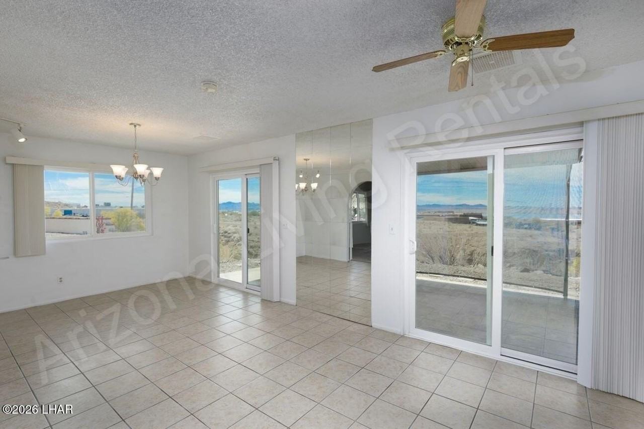1265 Bombay Cir - Photo 6 of 25