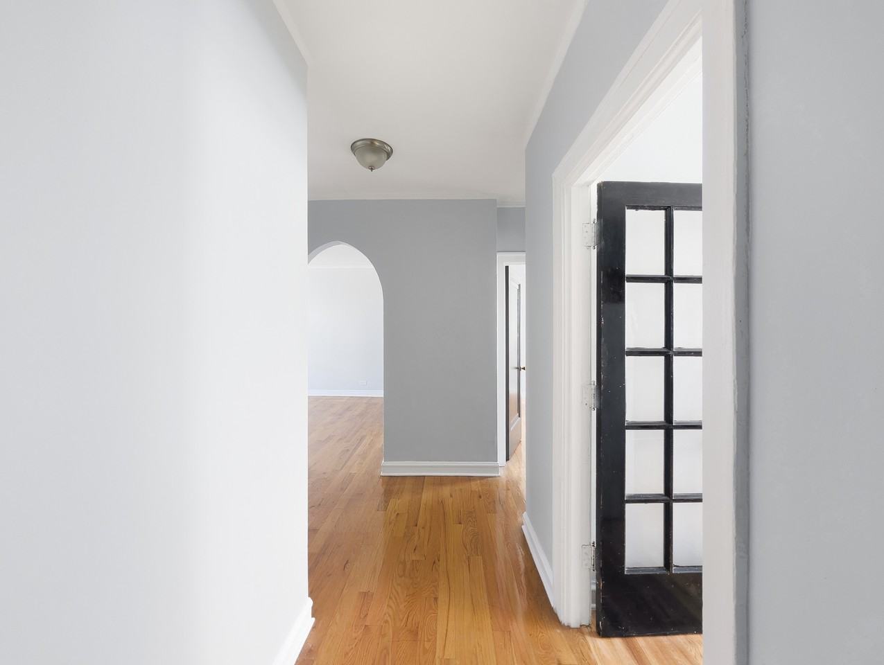 917 W Eastwood Ave #307 - Photo 7 of 18