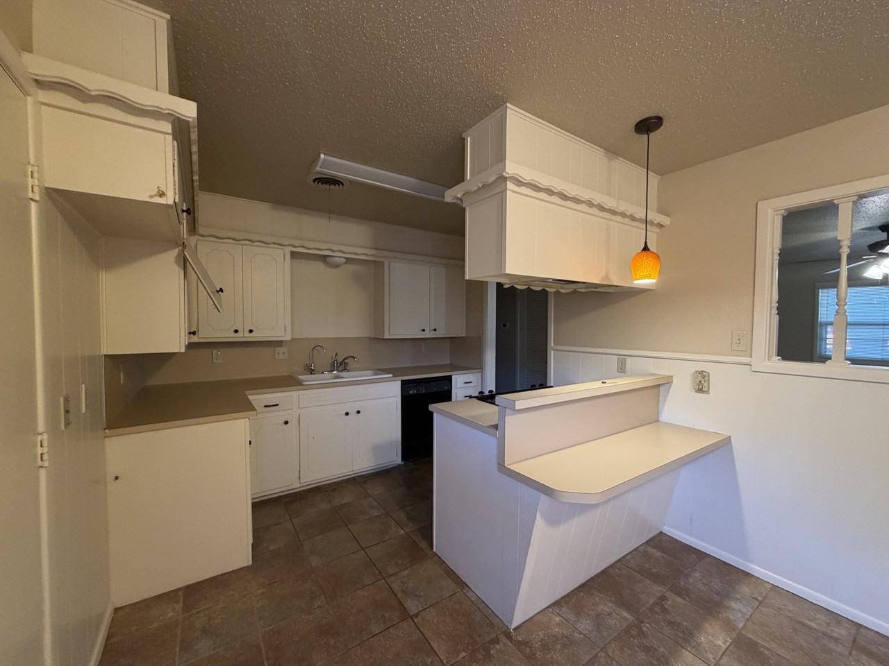4313 58th St #A - Photo 3 of 15