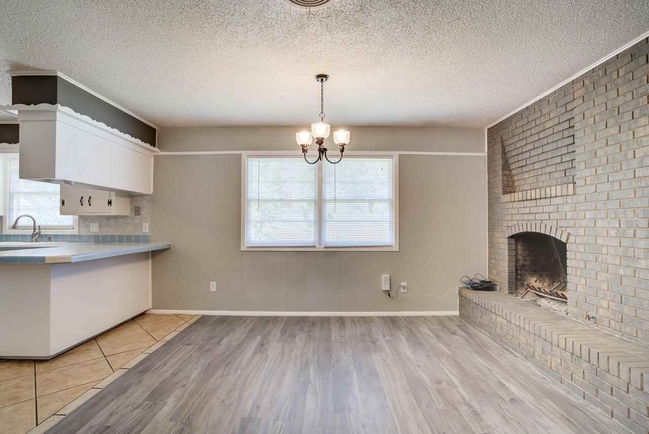 4708 47th St - Photo 5 of 17