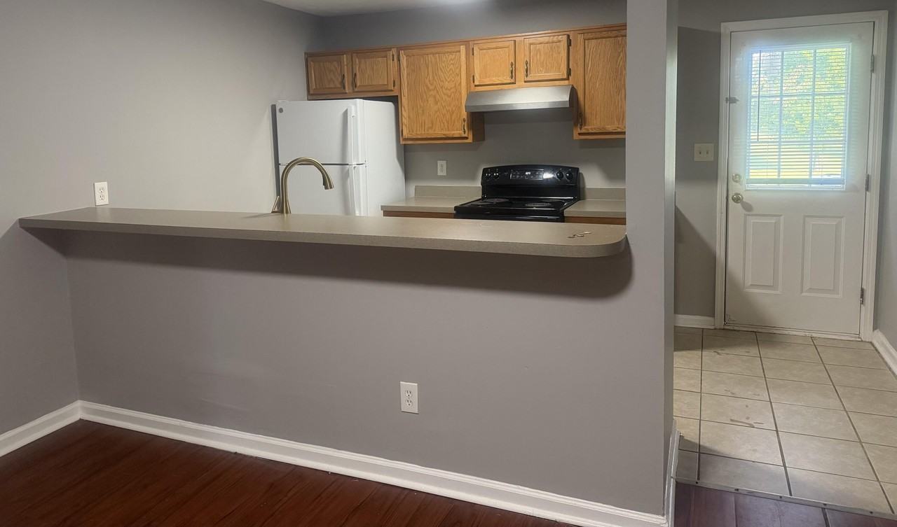 205 Joey Way #A - Photo 2 of 10