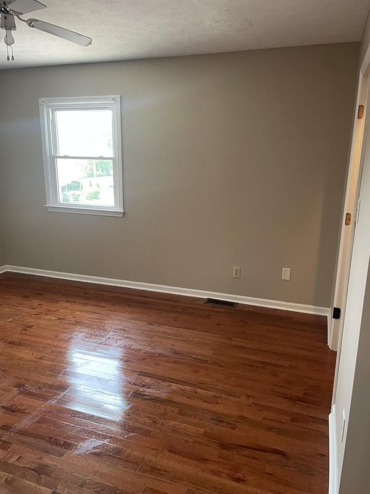 352 High St Apt 3 - Photo 5 of 36
