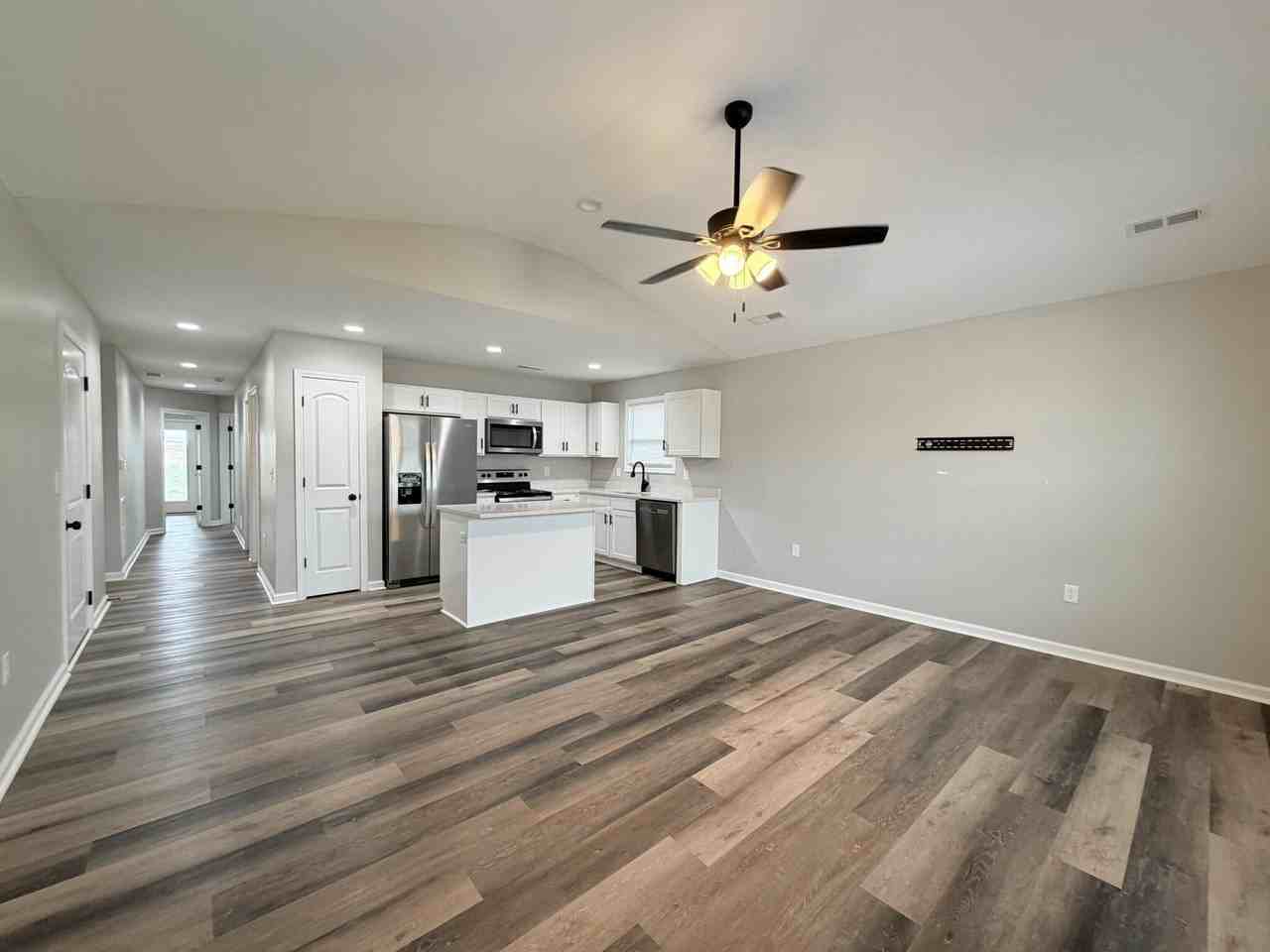 7026 Caravan Dr - Photo 4 of 17