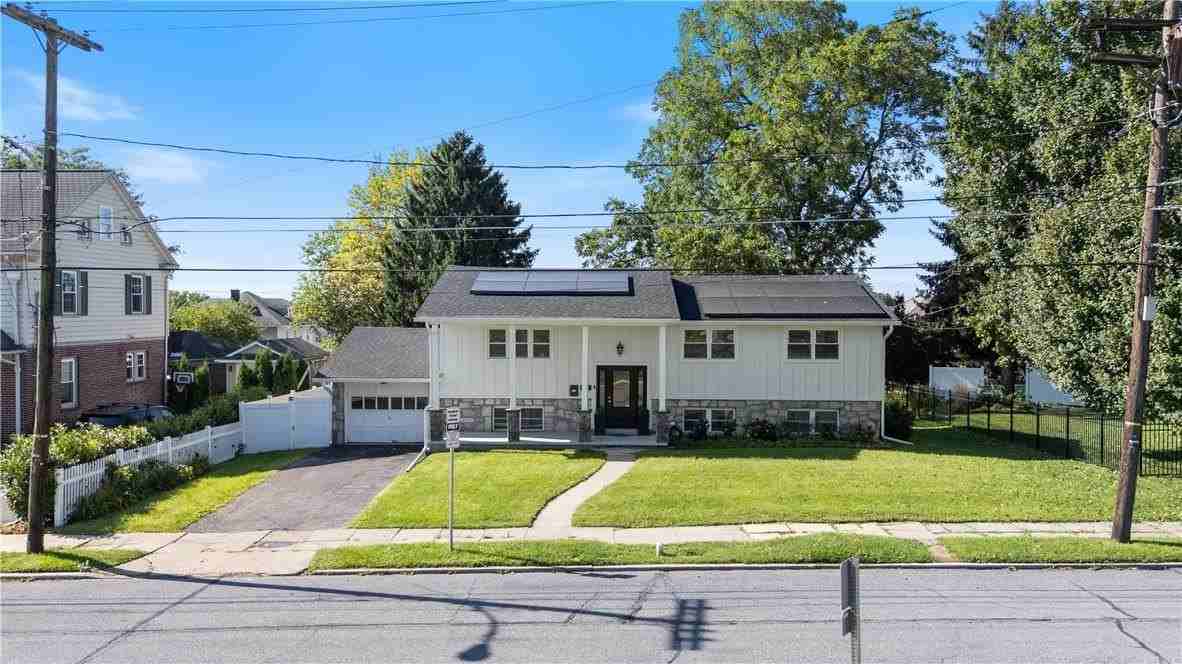 422 Belvidere St - Photo 4 of 22