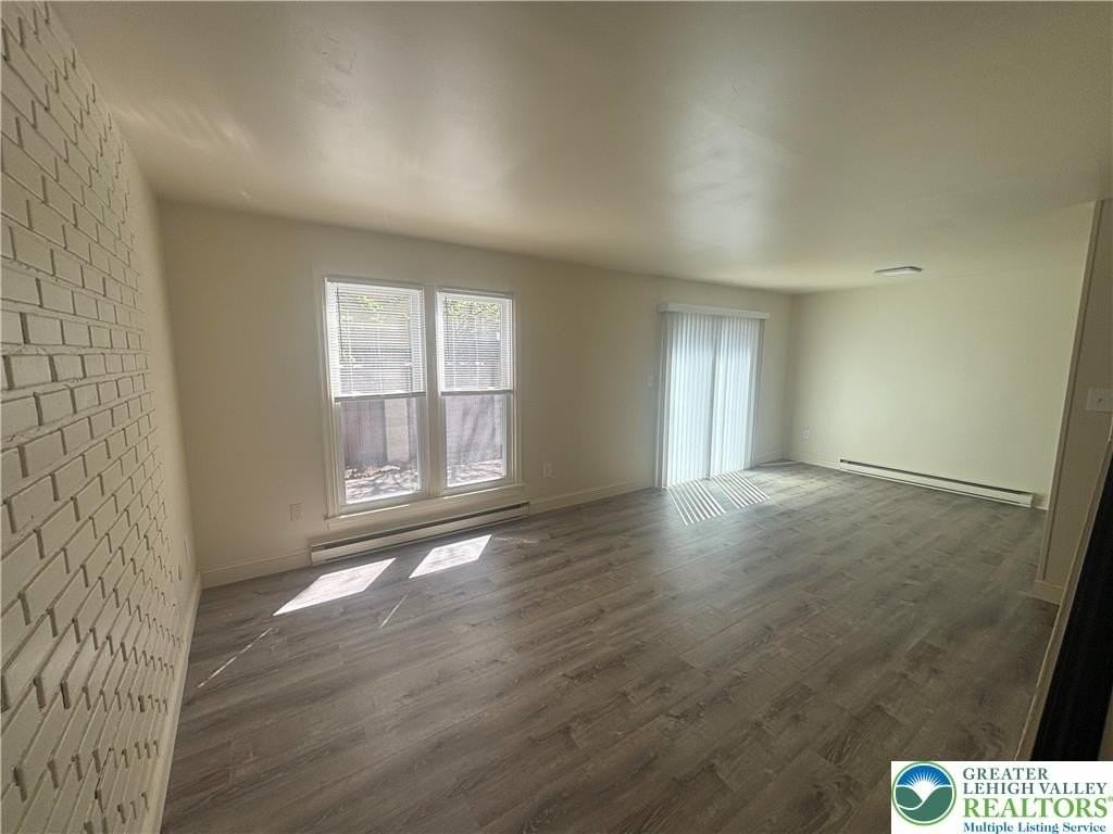 5 Stonewood Pl - Photo 5 of 23