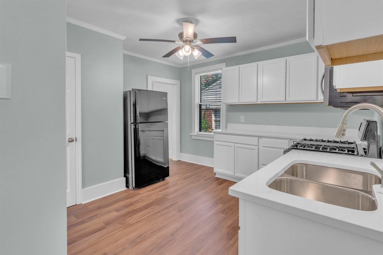 524 Haynes St - Photo 5 of 24