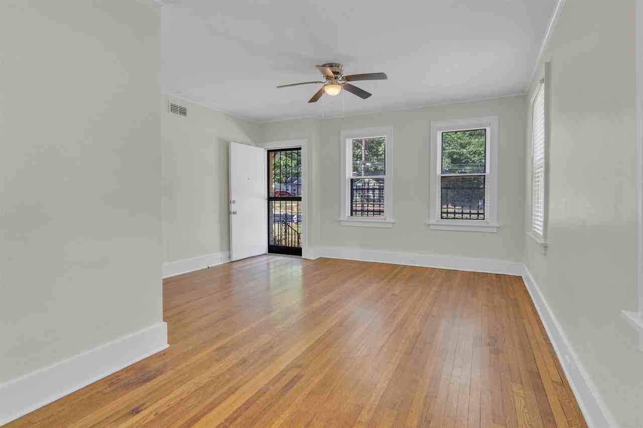 524 Haynes St - Photo 7 of 24