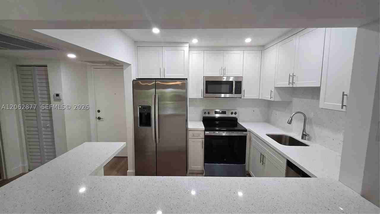 251 S Cypress Rd #135 - Photo 3 of 22