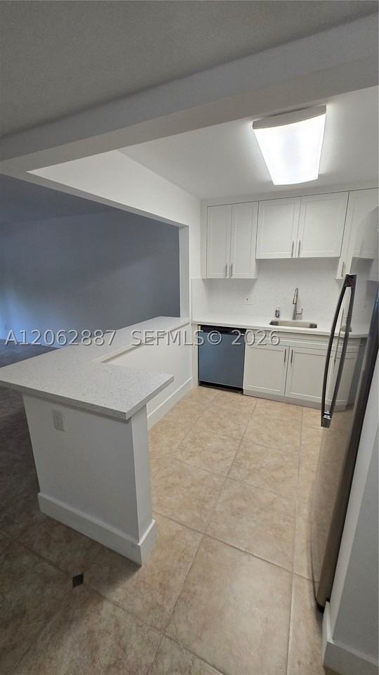 255 S Cypress Rd #307 - Photo 3 of 33