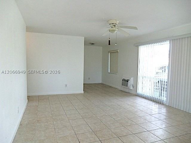 2724 Ne 32nd St #1 - Photo 5 of 22