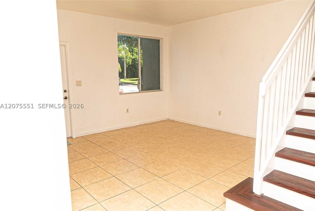 1484 Se 24th Ct #343 - Photo 4 of 24