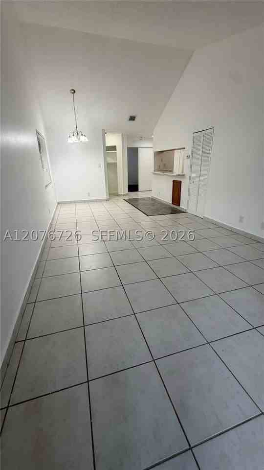 14014 Sw 93rd Ln #14014 - Photo 3 of 21